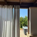 Mary Con Idromassaggio E Accesso In Piscina Villa