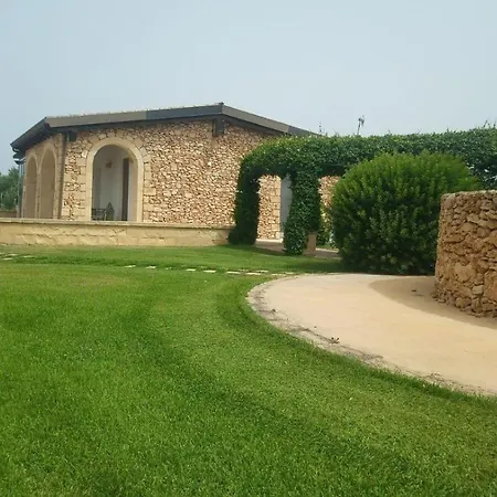 Mary Con Ampio Giardino E Accesso In Piscina