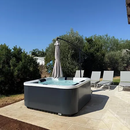 Mary Con Idromassaggio E Accesso In Piscina 빌라